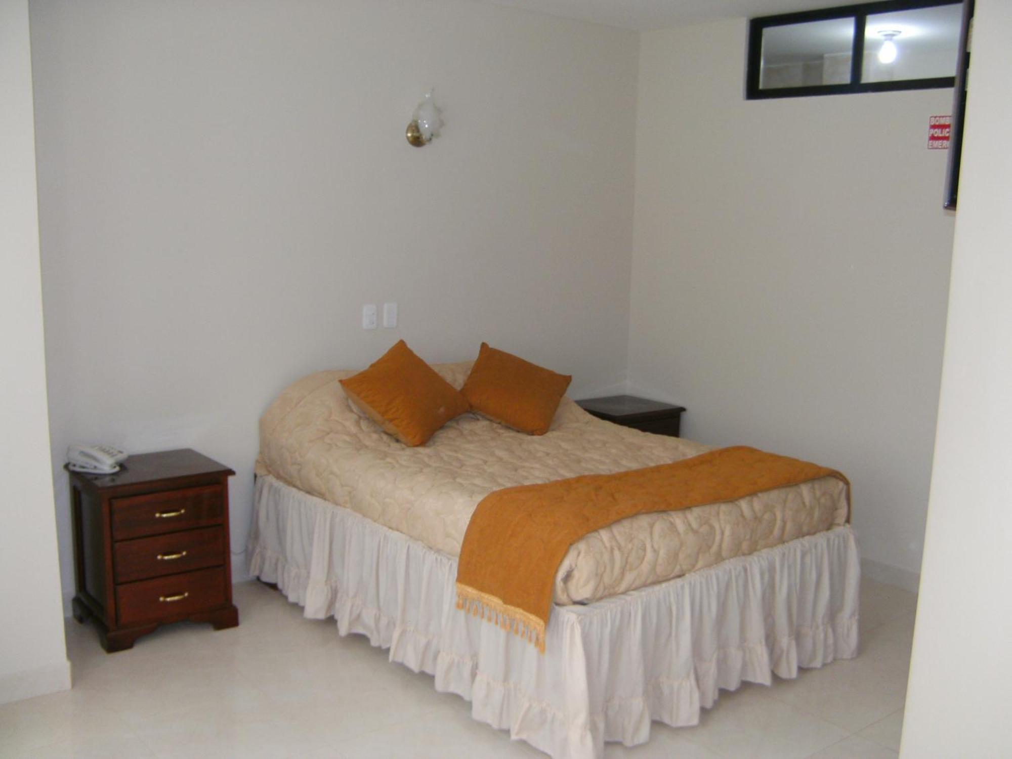 Hostal Fevilamir Ibarra Luaran gambar