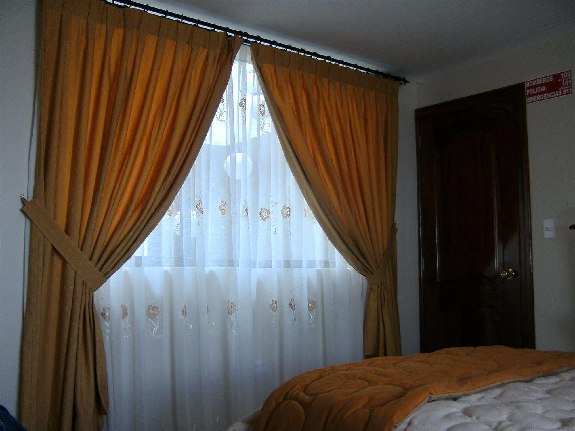 Hostal Fevilamir Ibarra Luaran gambar