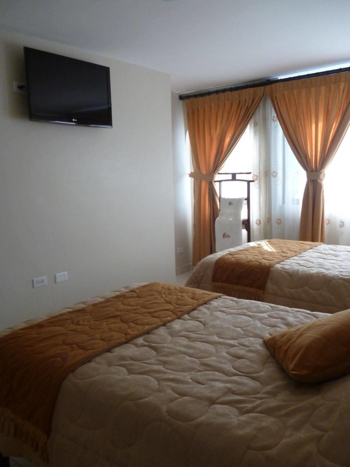 Hostal Fevilamir Ibarra Luaran gambar